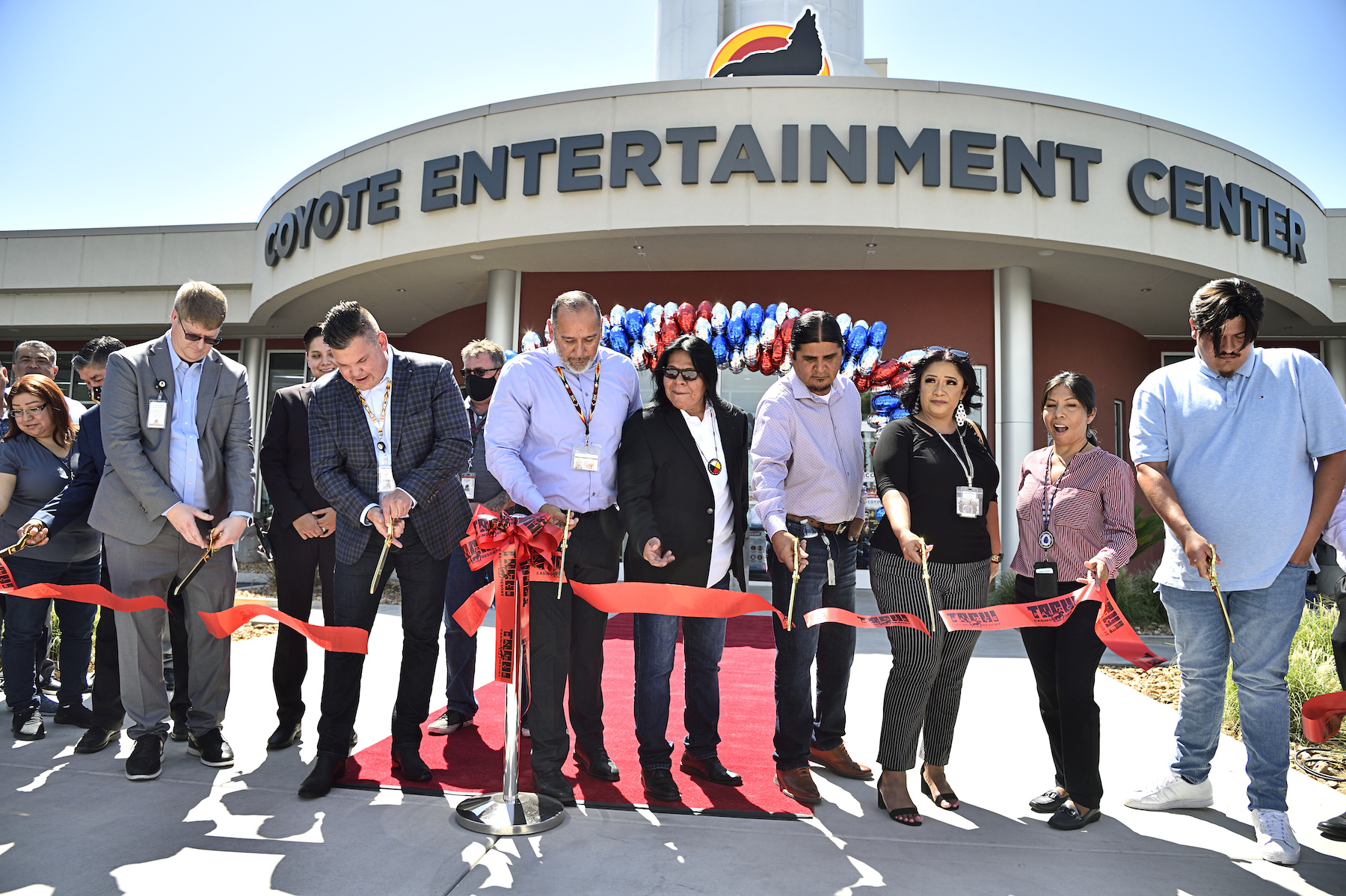 Tachi Palace's Entertainment Center Coyote Entertainment